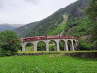 Kreisviadukt von Brusio  &ndash; &copy; Katrin Deutschbein (Eberhardt TRAVEL)