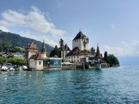 Schifffahrt auf dem Thuner See - Schloss Oberhofen &ndash; &copy; Katrin Deutschbein (Eberhardt TRAVEL)