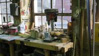 026 Cornol - Besuch beim Holzschuhschnitzer &ndash; &copy; Annette Weise (Eberhardt TRAVEL)