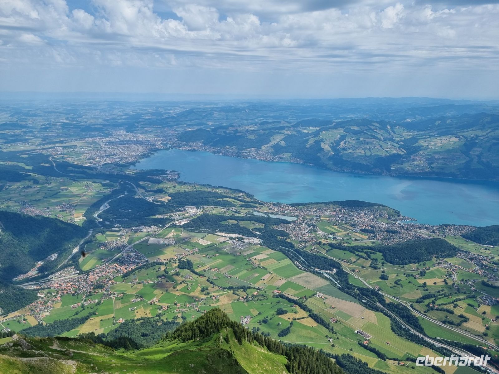 Niesen - Blick auf den Thuner See &ndash; &copy; Katrin Deutschbein (Eberhardt TRAVEL)