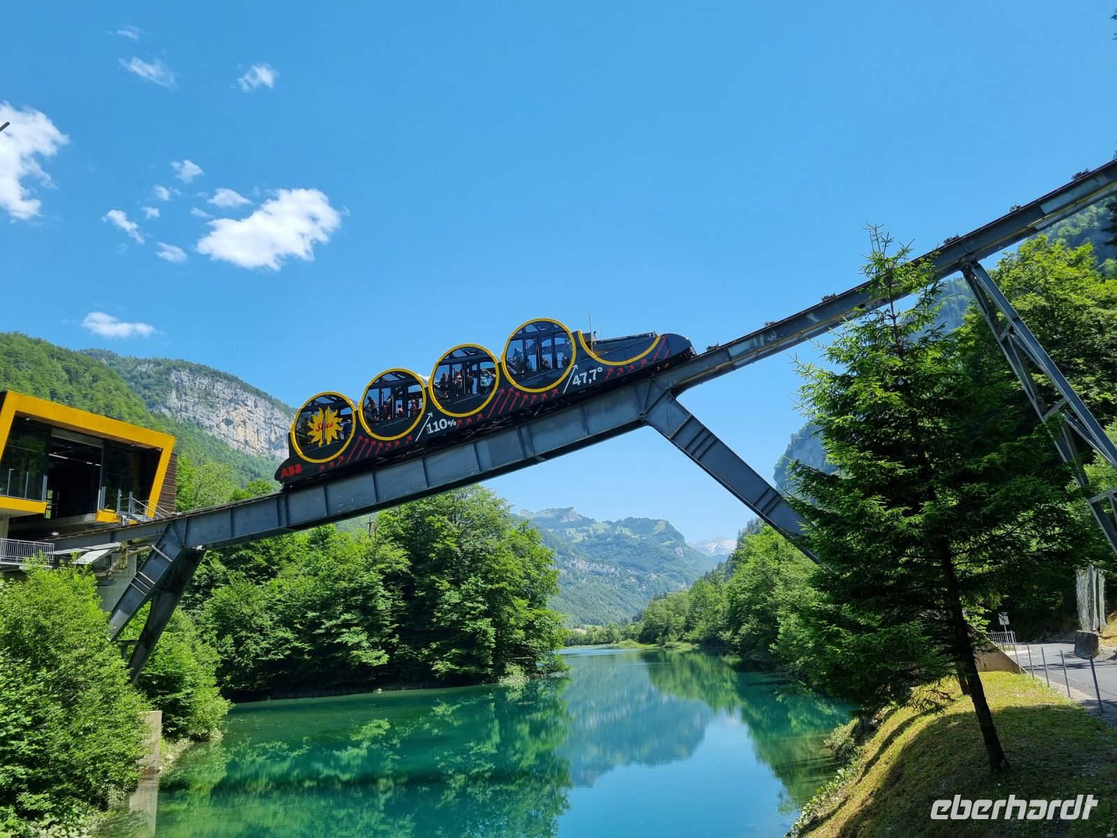 Standseilbahn Schwyz-Stoos &ndash; &copy; Katrin Deutschbein (Eberhardt TRAVEL)