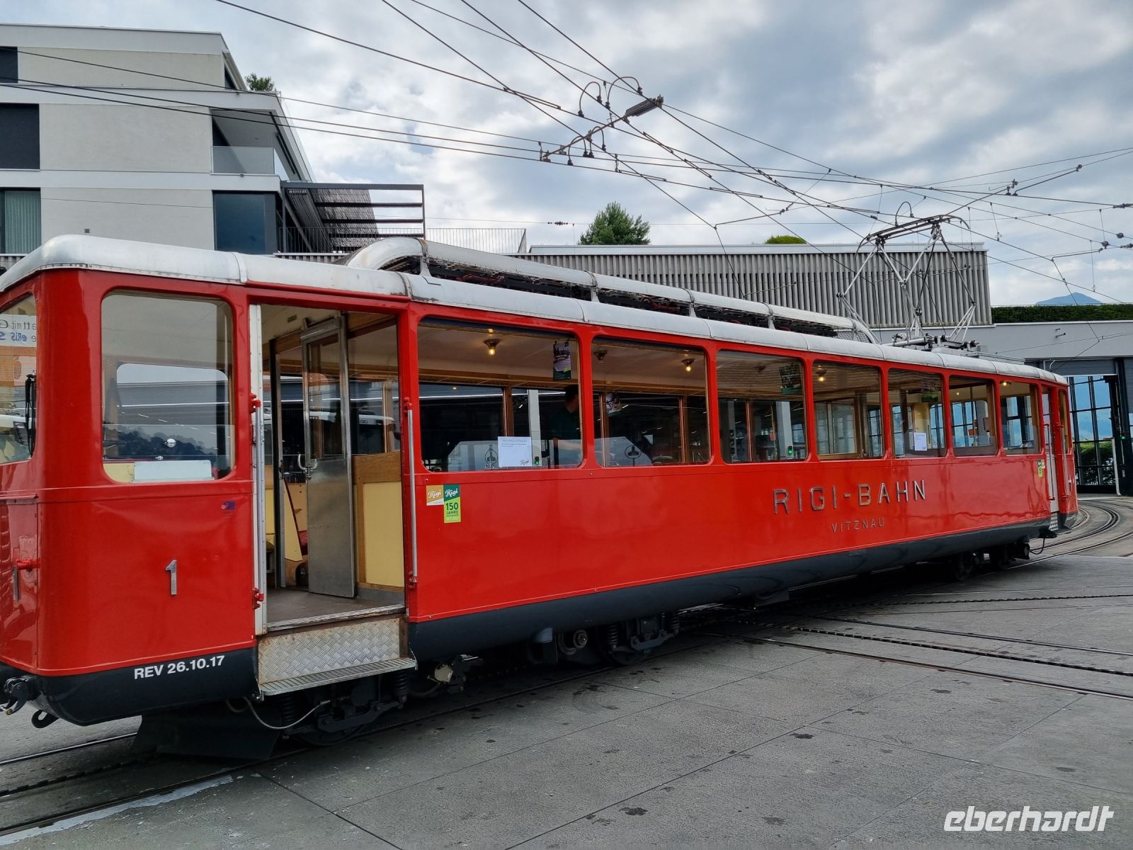 Vitznau - Fahrt mit der Rigi-Zahnradbahn &ndash; &copy; Katrin Deutschbein (Eberhardt TRAVEL)