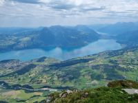 Niesen - Blick auf den Thuner See &ndash; &copy; Katrin Deutschbein (Eberhardt TRAVEL)