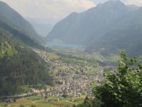 022 Fahrt mit dem Bernina-Express - Blick ins Val di Poschiavio &ndash; &copy; Annette Weise (Eberhardt TRAVEL)