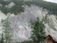 054 Fahrt mit dem Glacier-Express -Rheinschlucht &ndash; &copy; Annette Weise (Eberhardt TRAVEL)