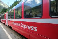 Einstieg in den Bernina-Express &ndash; &copy; Andreas Kunzmann (Eberhardt TRAVEL)