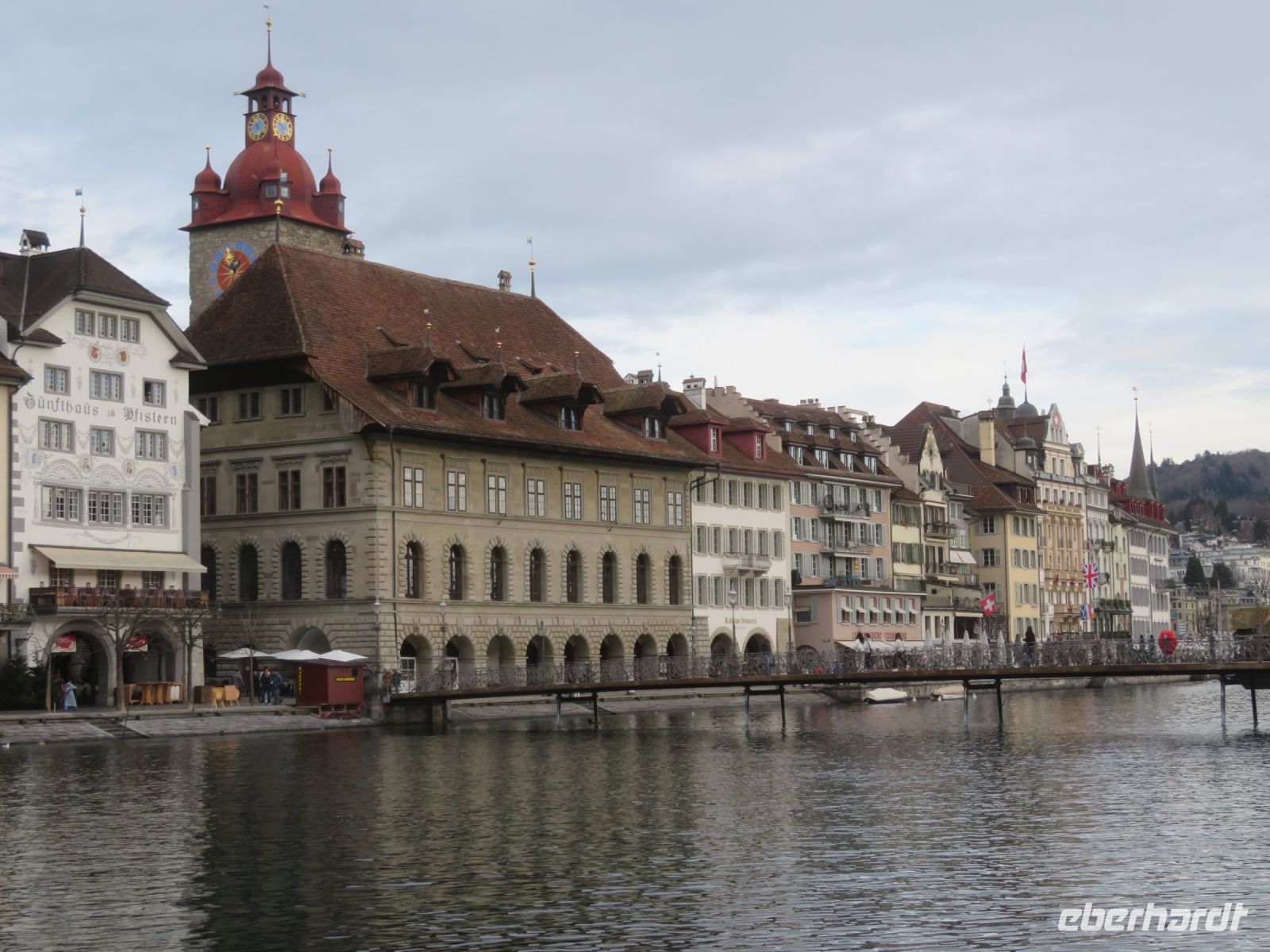 026 Luzern - Rathaus &ndash; &copy; Annette Weise (Eberhardt TRAVEL)