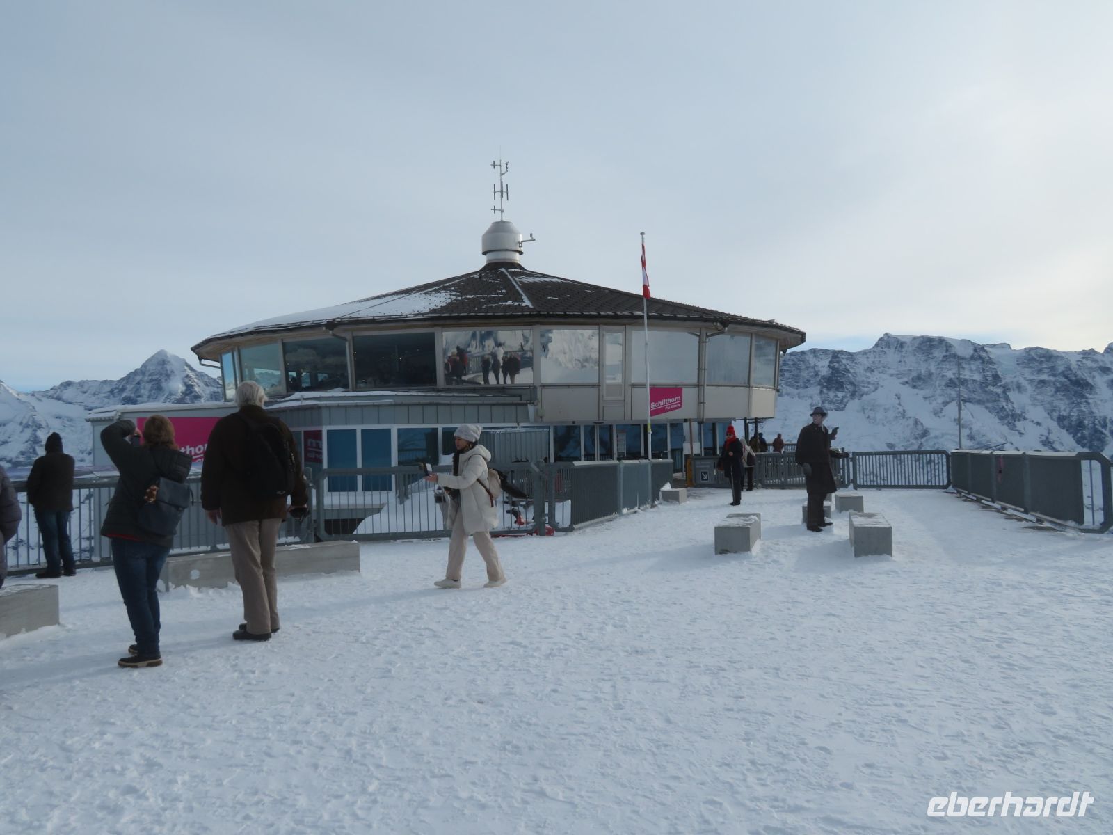068 Schilthorn - Drehrestaurant &ndash; &copy; Annette Weise (Eberhardt TRAVEL)
