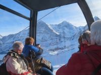 148 Talfahrt vom Männlichen nach Grindelwald im Angesicht der Eigernordwand  &ndash; &copy; Annette Weise (Eberhardt TRAVEL)