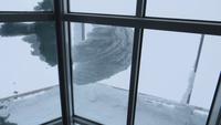 0327 Ausflug zum Jungfraujoch - Schneeplastik auf dem Jungfraujoch &ndash; &copy; Annette Weise (Eberhardt TRAVEL)