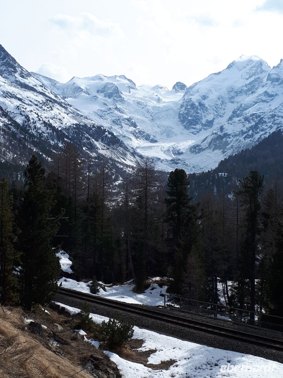 081.1 Blick zum Morteratsch-Gletscher &ndash; &copy; Annette Weise (Eberhardt TRAVEL)