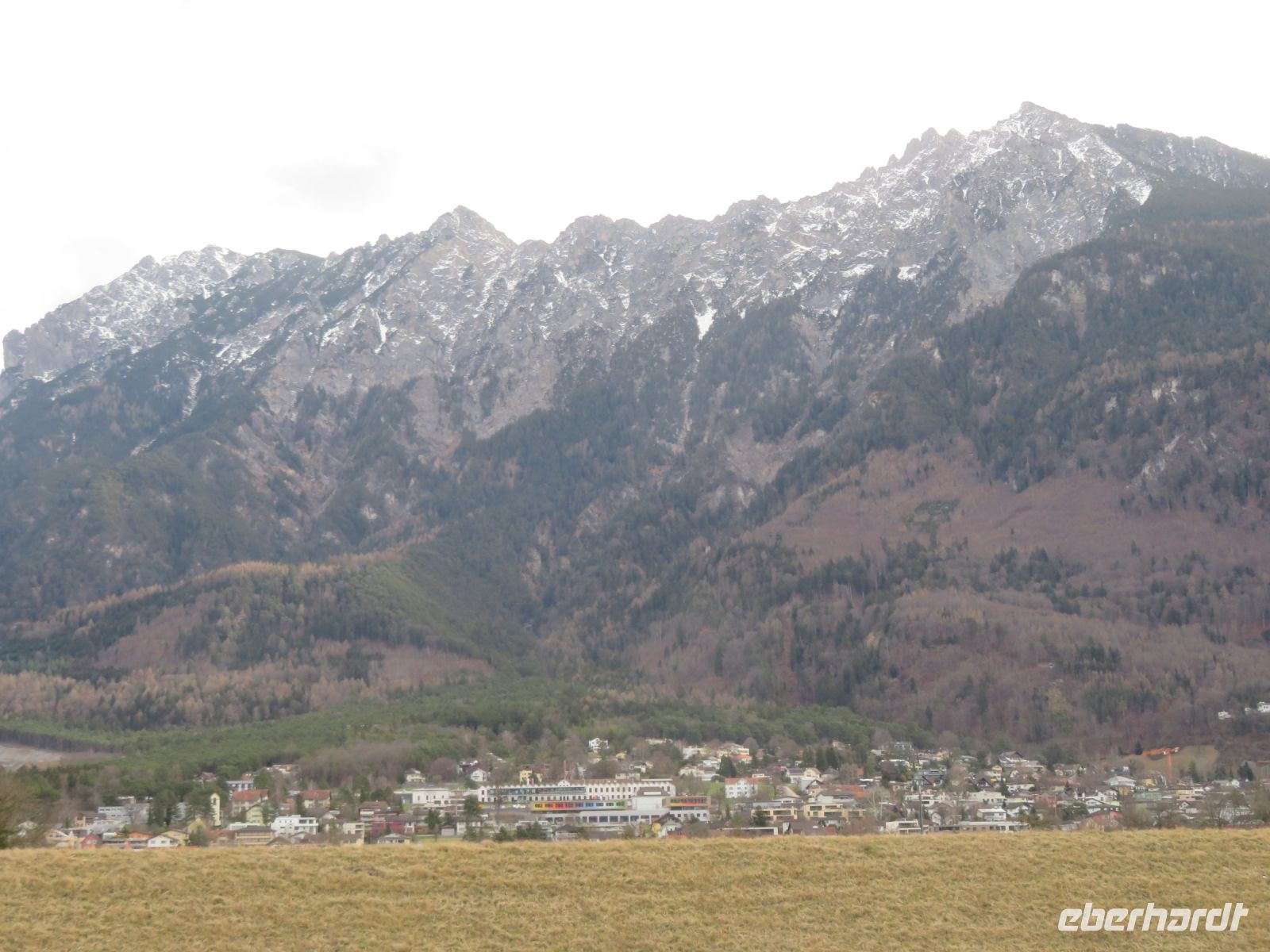 284 Rückfahrt - Blick auf Vaduz &ndash; &copy; Annette Weise (Eberhardt TRAVEL)