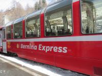 033 Fahrt mit dem Bernina-Express - Stopp Alp Grüm &ndash; &copy; Annette Weise (Eberhardt TRAVEL)