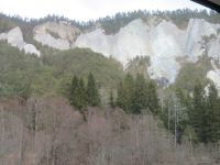 193 Fahrt mit dem Glacier-Express - Rheinschlucht &ndash; &copy; Annette Weise (Eberhardt TRAVEL)