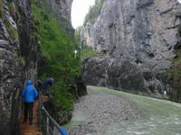 in der Aareschlucht &ndash; &copy; Gisela Preuß (Eberhardt TRAVEL)