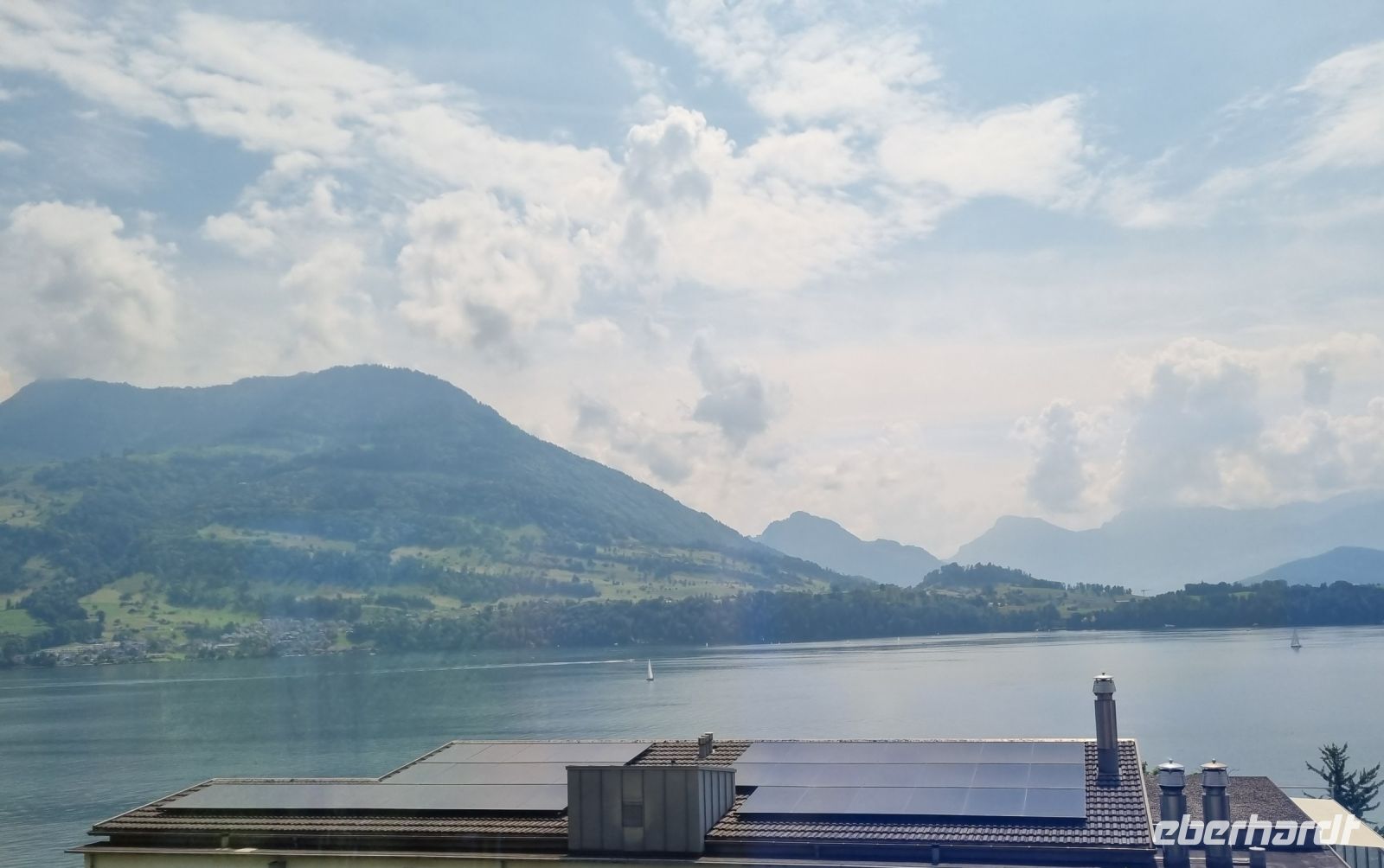 Fahrt mit dem Voralpen-Express... - Zuger See &ndash; &copy; Katrin Deutschbein (Eberhardt TRAVEL)