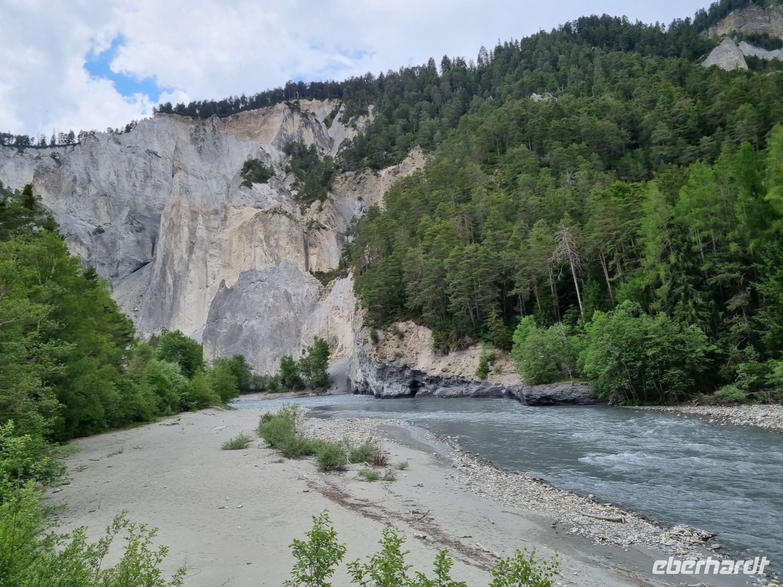 Fahrt mit dem Glacier-Express - Rheinschlucht &ndash; &copy; Katrin Deutschbein (Eberhardt TRAVEL)