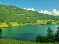 Fahrt mit dem Luzern-Interlaken Express... - Lungernsee &ndash; &copy; Katrin Deutschbein (Eberhardt TRAVEL)