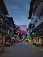 Zermatt - Bahnhofstraße  &ndash; &copy; Katrin Deutschbein (Eberhardt TRAVEL)