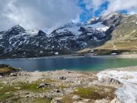 Fahrt mit dem Bernina-Express - Lago Bianco  &ndash; &copy; Katrin Deutschbein (Eberhardt TRAVEL)