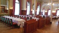 der edle Speisesaal im Hotel Edelweiss in Sils Maria  &ndash; &copy; Sandra Rößle (Eberhardt TRAVEL)
