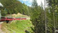 der Bernina Express  &ndash; &copy; Sandra Rößle (Eberhardt TRAVEL)