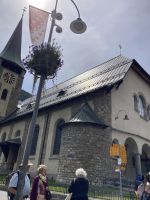 dem Heiligen Mauritius zu Ehren - Kirche in Zermatt &ndash; &copy; Roswitha Zytowski (Eberhardt TRAVEL)