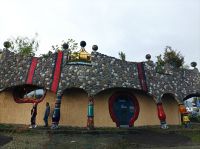 Altenrhein, Markthalle,Hundertwasser Architektur &ndash; &copy; Gisela Gerlach (Eberhardt TRAVEL)