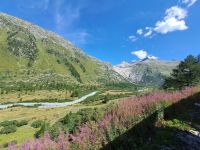 Rhonefluß - Gletscher.jpg &ndash; &copy; Gisela Hohlfeld (Eberhardt TRAVEL)