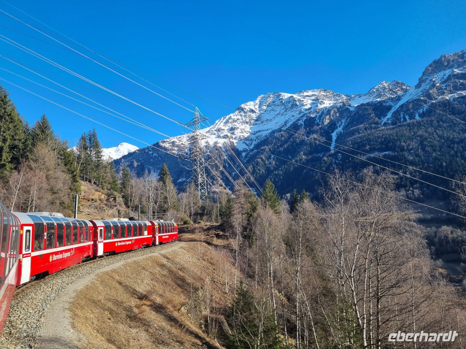 Fahrt mit dem Bernina-Express  &ndash; &copy; Katrin Deutschbein (Eberhardt TRAVEL)