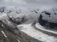 Der Gornergletscher ist mit 13,4 km der drittlängste Gletscher der Schweiz. &ndash; &copy; Vivian Kreft (Eberhardt TRAVEL)