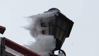 330 Fahrt über die Grimselpass-Straße auf der Passhöhe - Eisfahnen Ende Juni &ndash; &copy; Annette Weise (Eberhardt TRAVEL)