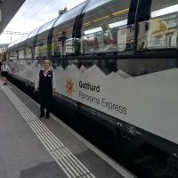 Eine nette Reiseführerin erwartet uns &ndash; &copy; Wolfgang Eckert (Eberhardt TRAVEL)