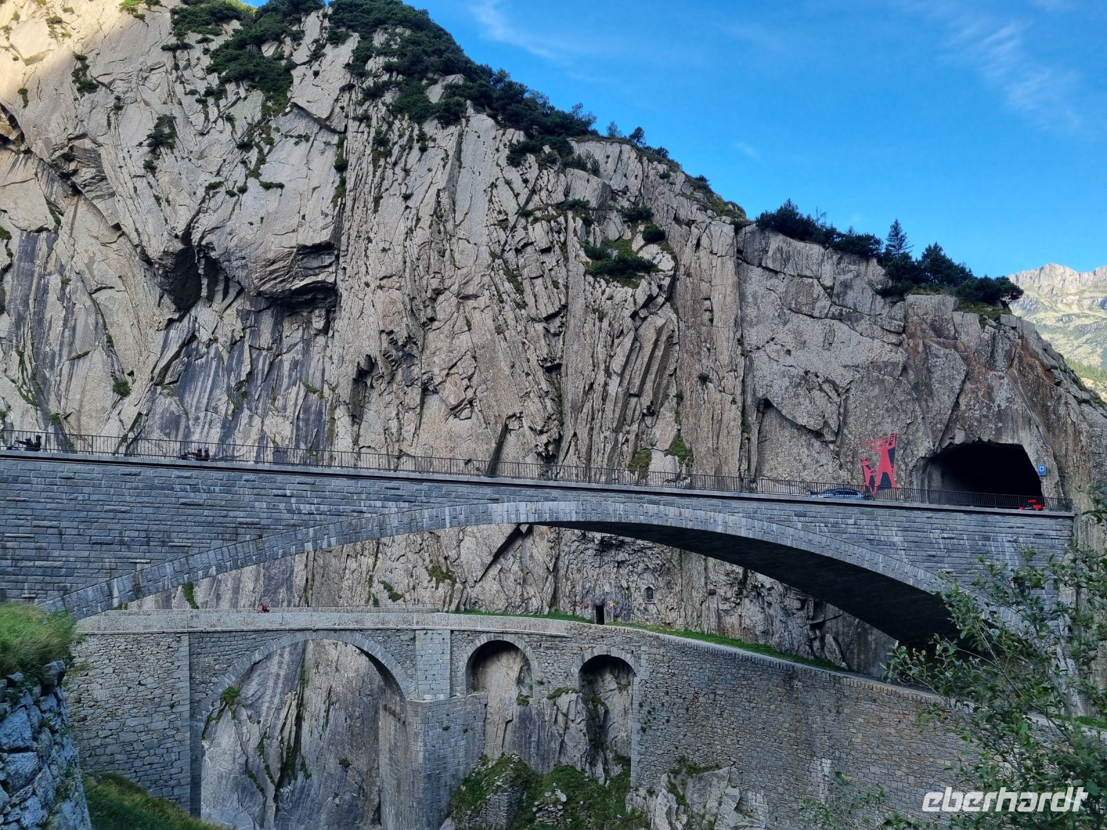 Schöllenenschlucht - Teufelsbrücke &ndash; &copy; Katrin Deutschbein (Eberhardt TRAVEL)
