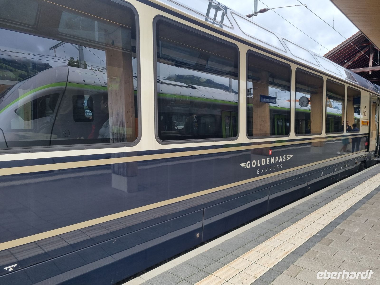 GoldenPass Express (Bahnhof Zweisimmen) &ndash; &copy; Katrin Deutschbein (Eberhardt TRAVEL)