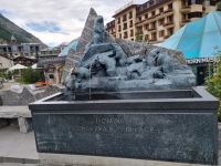 Zermatt - Murmeltierbrunnen &ndash; &copy; Katrin Deutschbein (Eberhardt TRAVEL)