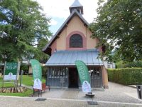 391 Panoramafahrt von Zermatt nach Interlaken - Stopp in Meiringen - Englische Kirche &ndash; &copy; Annette Probst-Weise (Eberhardt TRAVEL)
