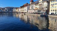 Die Gastromeile an der Reuss
