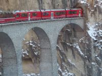 017 Fahrt mit dem Bernina Express - auf dem Landwasser-Viadukt &ndash; &copy; Annette Probst-Weise (Eberhardt TRAVEL)