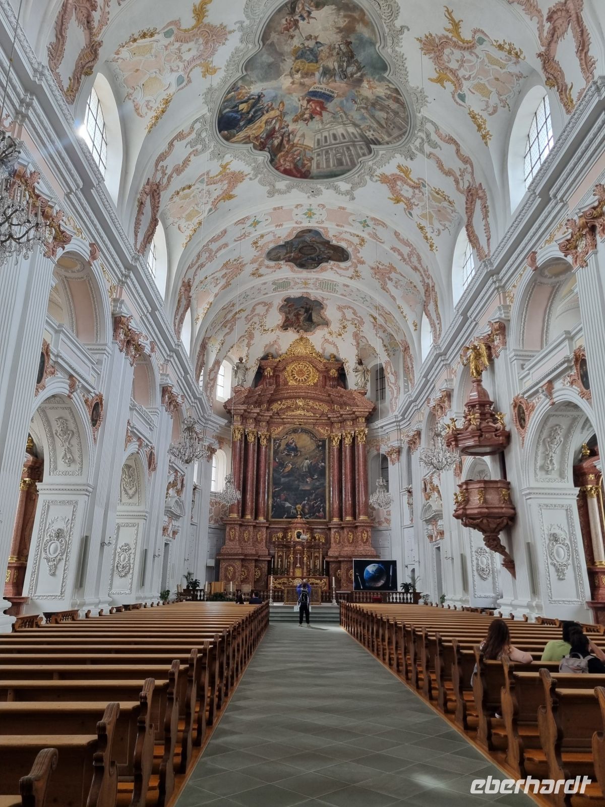 Luzern - Jesuitenkirche  &ndash; &copy; Katrin Deutschbein (Eberhardt TRAVEL)