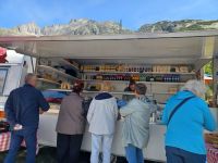 Grimslpass- Käsestand von Judith &ndash; &copy; Ute Solf (Eberhardt TRAVEL)