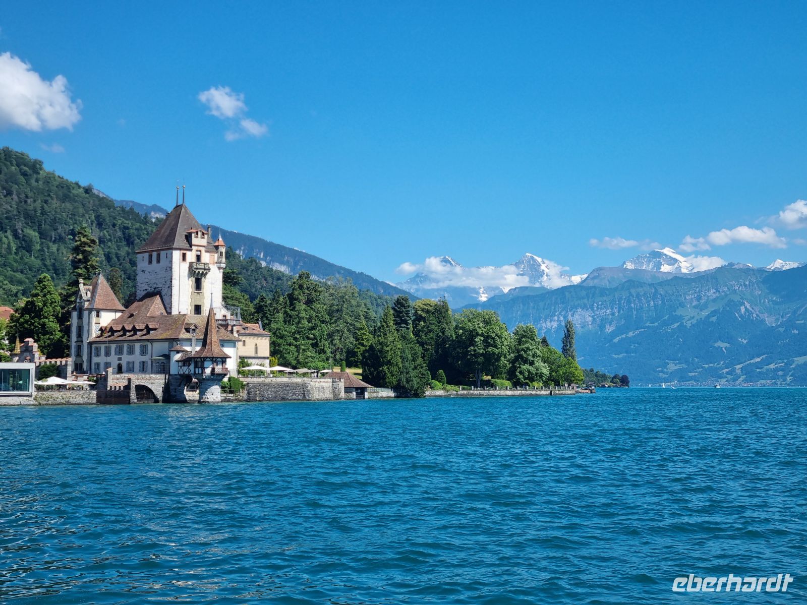 Schifffahrt auf dem Thunersee - Schloss Oberhofen &ndash; &copy; Katrin Deutschbein (Eberhardt TRAVEL)