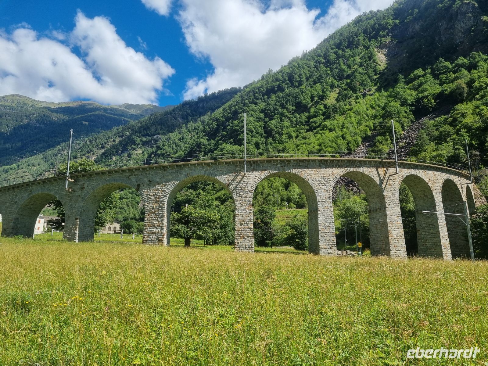 Kreisviadukt von Brusio  &ndash; &copy; Katrin Deutschbein (Eberhardt TRAVEL)