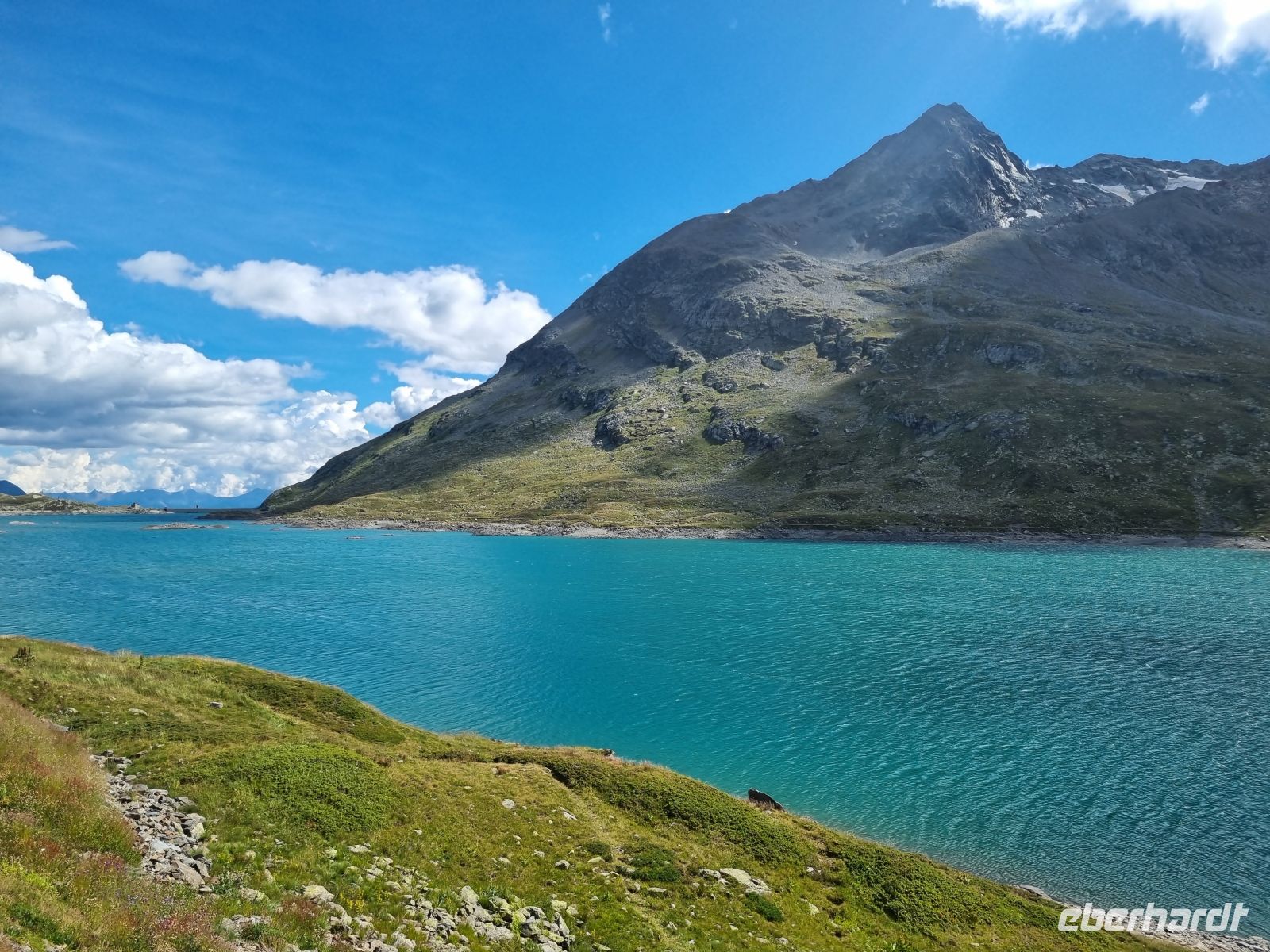 Fahrt mit dem Bernina-Express (Lago Bianco) &ndash; &copy; Katrin Deutschbein (Eberhardt TRAVEL)