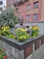 St. Moritz - Bronze-Büste von Johannes Badrutt &ndash; &copy; Katrin Deutschbein (Eberhardt TRAVEL)
