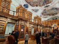 Über 170000 Bücher und Schriften &ndash; &copy; Andreas Kunzmann (Eberhardt TRAVEL)
