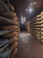 095 Emmental - Affoltern - Besuch in der Schaukäserei &ndash; &copy; Annette Probst-Weise (Eberhardt TRAVEL)