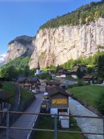 180 Ausflug auf das Jungfraujoch - Blick ins Lauterbrunnental zum Staubachwasserfall &ndash; &copy; Annette Probst-Weise (Eberhardt TRAVEL)