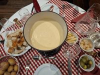 Käse-Fondue zum Abendessen im 