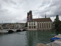 Zürich (Helmhaus mit Grossmünster) &ndash; &copy; Katrin Deutschbein (Eberhardt TRAVEL)